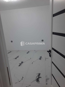 Apartament cu 2 camere, RENOVAT, in zona Centrala !!