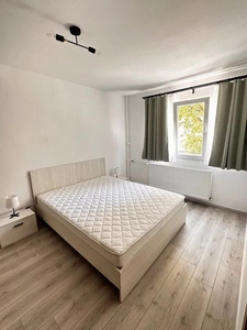 Apartament cu 3 camere, Berceni