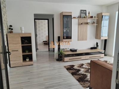 Apartament cu 3 camere la etaj intermediar, in Astra, Brasov