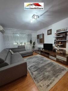 Apartament cu 3 camere, Ozana