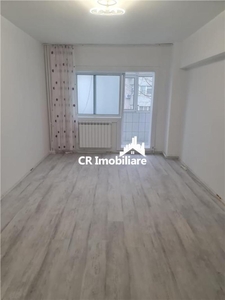 Apartament de 2 camere centrala Titan