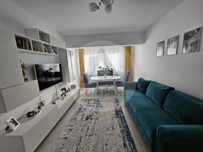 Apartament de vanzare, 2 camere, in Iasi, zona Pacurari