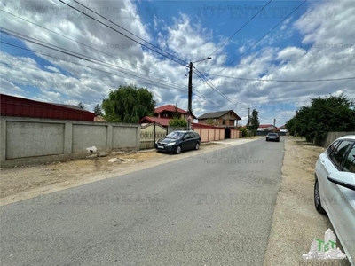 Casa de vanzare cu teren mare in Comuna Berceni/ Zona Mega Image