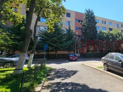 Exclusivitate 3 camere Berceni - Uioara - Huedin - Piata Resita