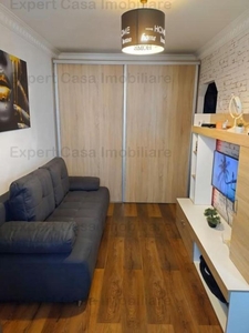 Garsoniera tip studio zona Podu Ros -