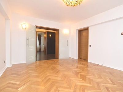 Oferta Vanzare Apartament 4 Camere Unirii Bd. Corneliu Coposu