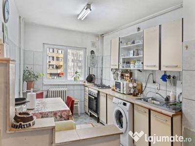 Apartament cu 4 camere în București