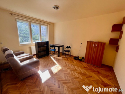 AA/996 De închiriat apartament cu 2 camere în Tg Mureș - Ultracentral