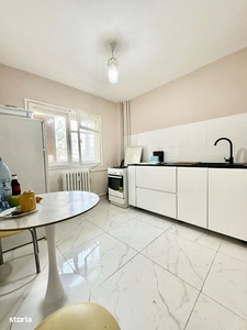 Apartament 2 camere cu,curte proprie încălzire în pardoseala