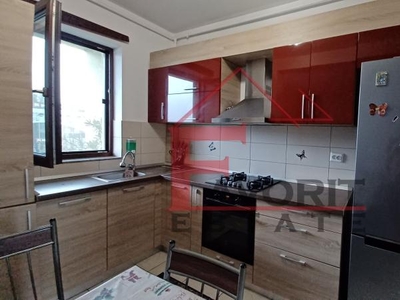 Apartament 2 camere. Cu Pod. Pozitie Excelenta.