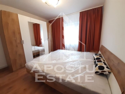 Apartament 2 camere, decomandat, renovat recent, Zona Soarelui