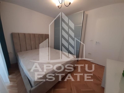 Apartament 2 camere, decomandat, renovat recent, Zona Soarelui