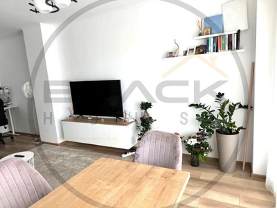 Apartament 2 camere, finisat lux, parcare, Andrei Muresanu