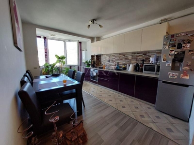 Apartament 2 camere Floresti, zona Florilor.