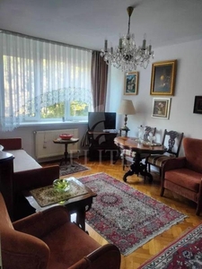 Apartament 2 camere in zona BAITA