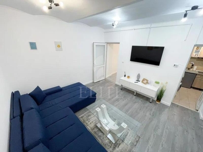 Apartament 2 camere in zona PIATA MIHAI VITEAZUL