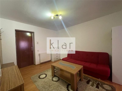 Apartament 2 camere si parcare pe str. Stejarului