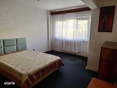 Oferim spre achizitie apartament cu 3 camere in cartierul Zorilor