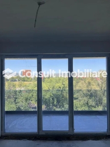 Apartament 3 camere de vanzare | Sopor