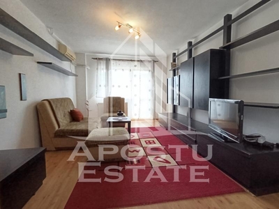 Apartament 3 camere, decomandat, centrala proprie, Complex Studentesc.