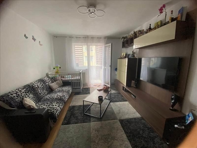 Apartament 3 camere decomandat etaj intermediar AstraCarpatilor, Brasov