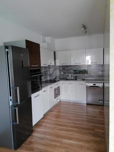 Apartament 3 camere in zona BUCURESTI