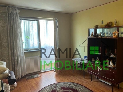 Apartament 3 camere, Noua