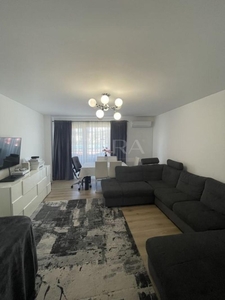 Apartament 3 camere, Semicentral, ultrafinisat.