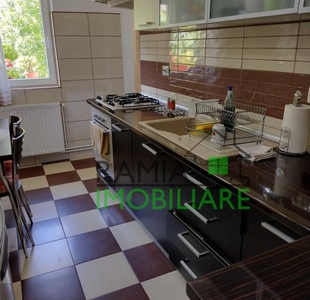 Apartament 3 camere, Valea Cetatii