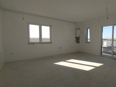 Apartament 3 camere, Zona Torontalului - Etaj 2