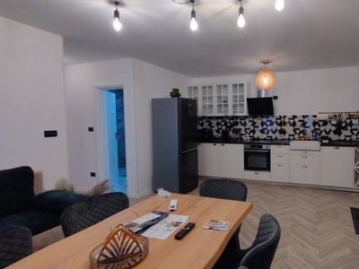 Apartament 4 camere, Timisoara, Zona Ultracentral - Renovat complet