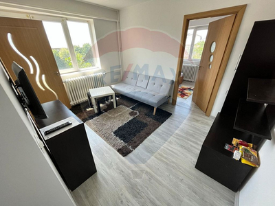 Apartament cu 2 camere de vânzare /zona Valea Rosie