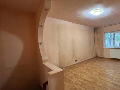 Apartament cu 2 camere decomandat, zona Lipovei