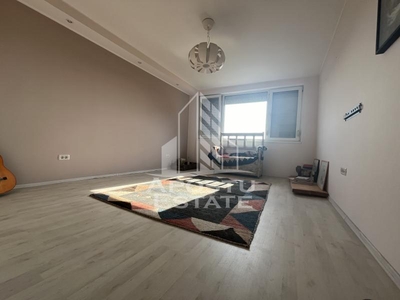 Apartament cu 2 camere, decomandat, zona Olimpia