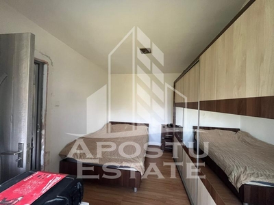 Apartament cu 2 camere, semidecomandat situat in zona Sagului