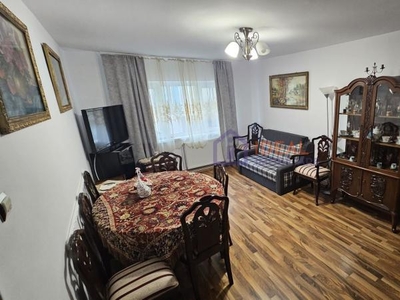 Apartament cu 3 camere, 65 mpu, in Turnisor