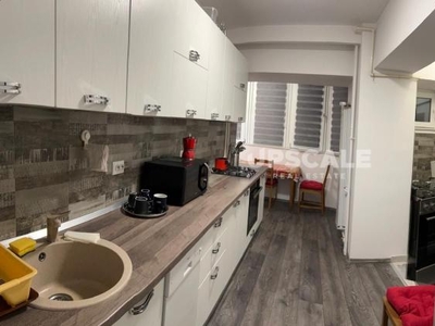 Apartament cu 3 camere de inchiriat in zona Marasti