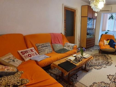 Apartament cu 3 camere si 2 balcoane, Sagului - ID V4876