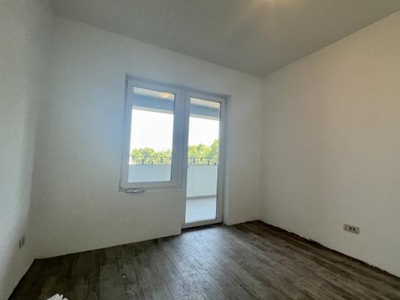 Apartament cu doua camere, decomandat in Giroc - ID V756