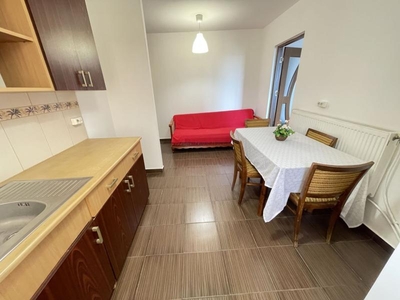 Apartament cu doua camere -zona Cetatii