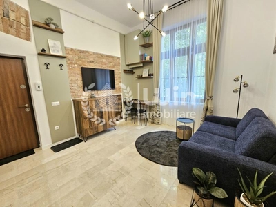 Apartament cu finisaje de lux la 2 minute de Piata Unirii!