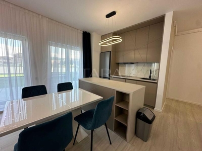 Apartament cu trei caere in Buna Ziua