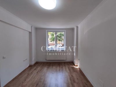 Apartament de vanzare | 3 camere | Facultatea de Litere