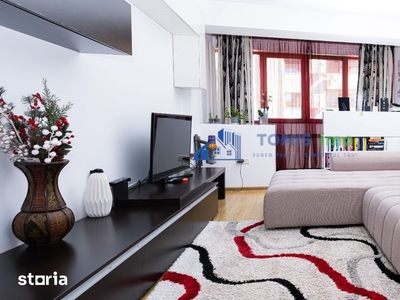 Apartament decomandat cu 4 camere de vânzare