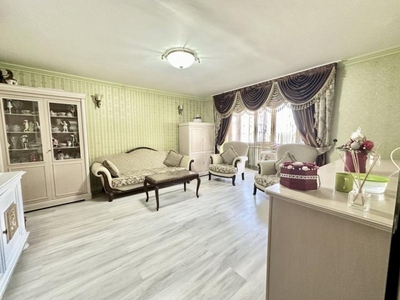 Apartament luxos cu 2 camere, decomandat, langa Shopping City