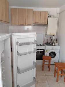 Apartament o camera in zona BRD