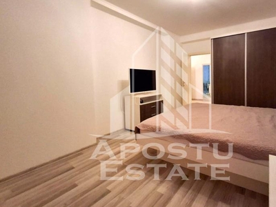 Apartament spatios cu 2 camere