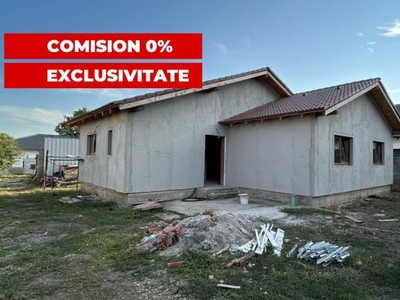 COMISION 0% Casa individuala 4 camere, 2 bai si teren de 542 mp in Sanandrei