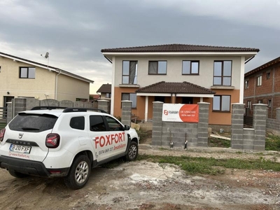 Duplex cu 4 camere de vanzare in Sanandrei - ID V3806