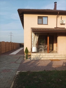 Duplex de inchiriat cu 4 camere in Ghiroda zona linistita